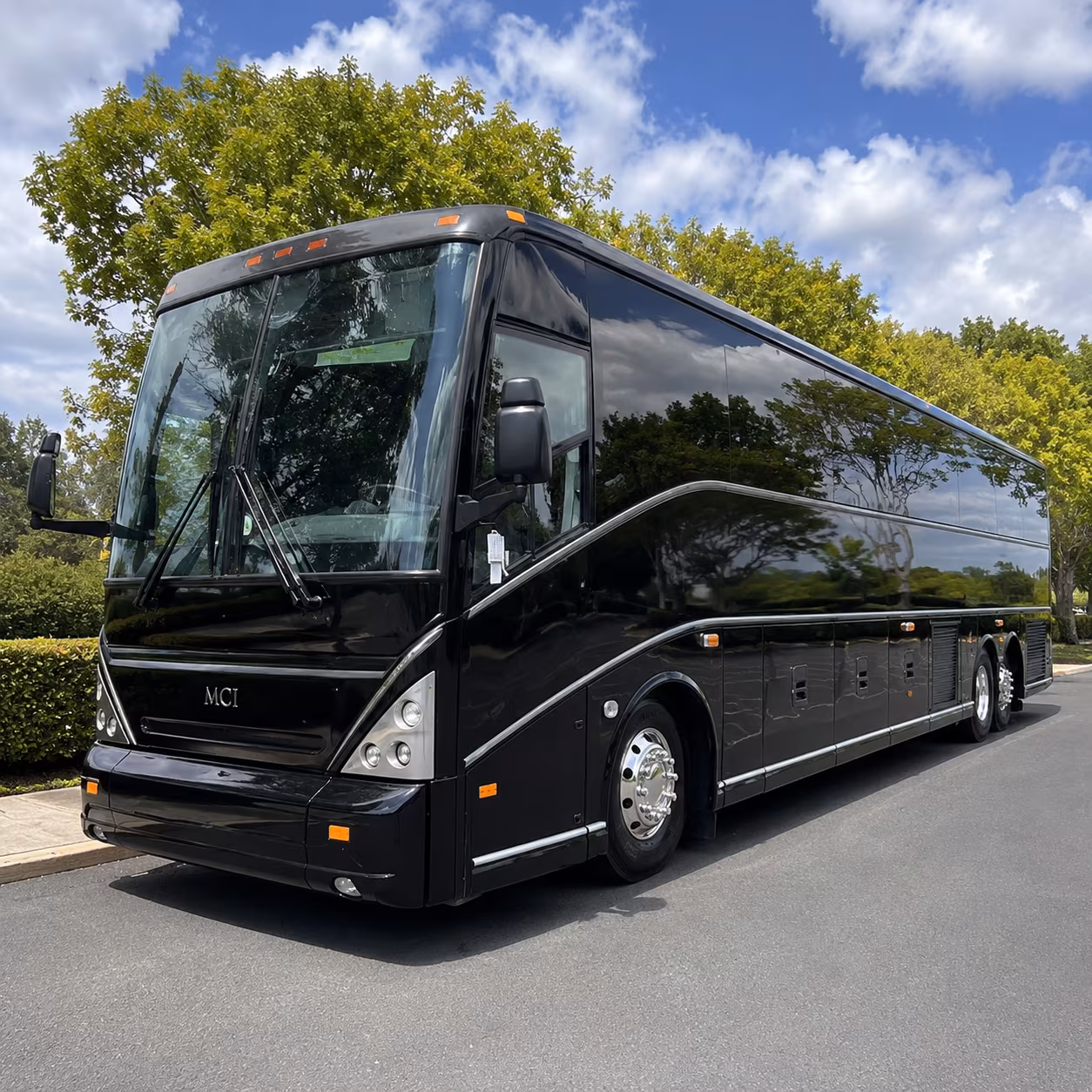 bus rentals for wildlife world zoo and phoenix zoo school field trips