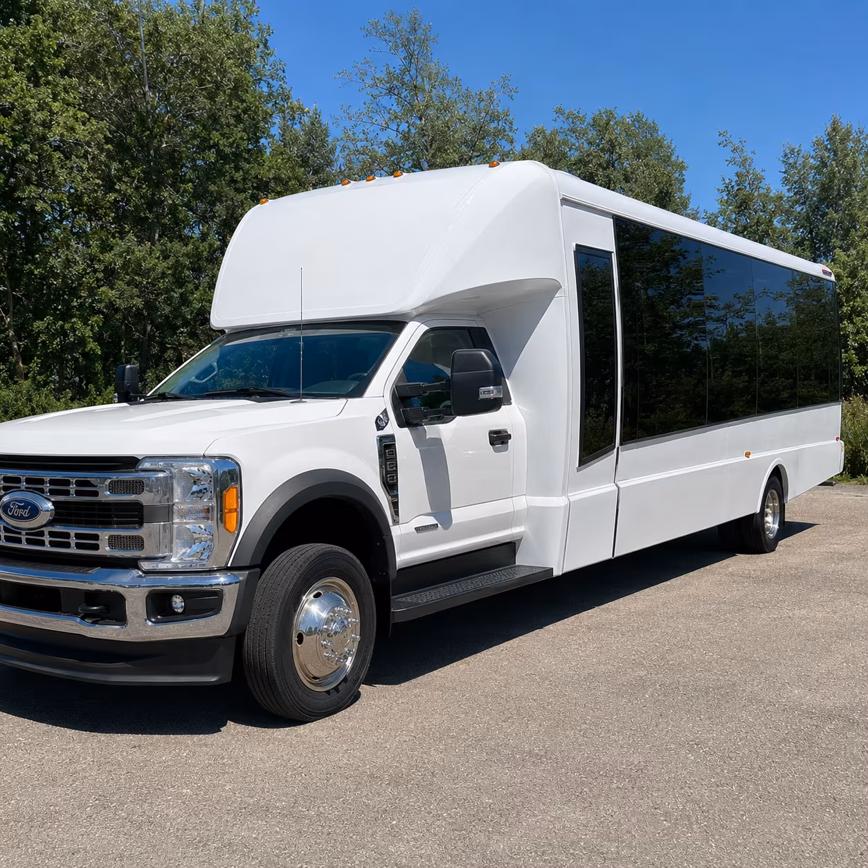 minibus rentals for smaller prom groups heading out from buckeye